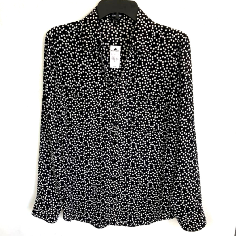 NWT! Express scattered dot button front size M